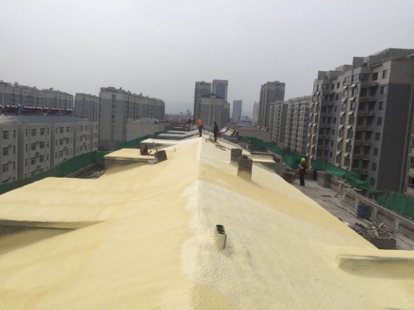 聚氨酯屋顶保温